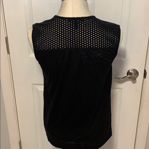 Banana Republic black lacy top - Picture 2 of 3